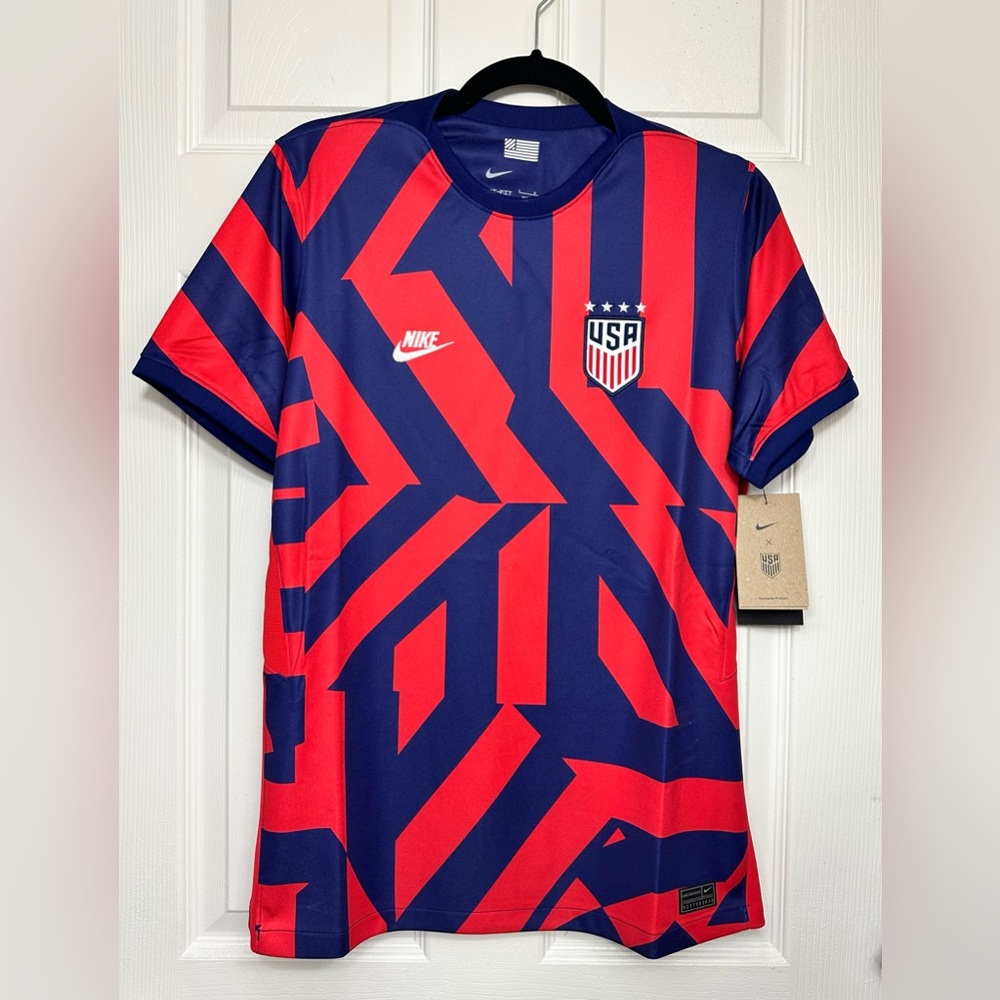 Nike - USA Women’s Soccer Jersey